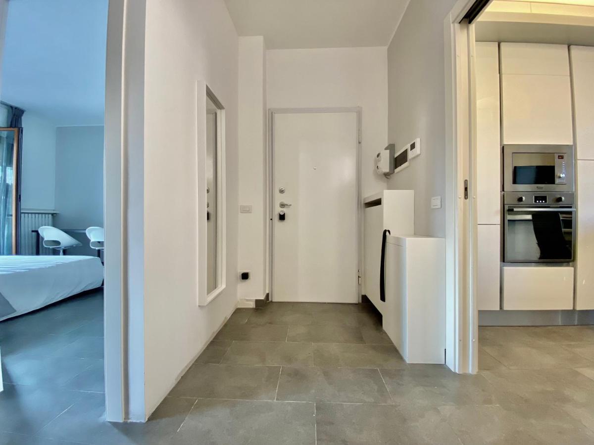 Future Apartments Bisceglie Milan Extérieur photo