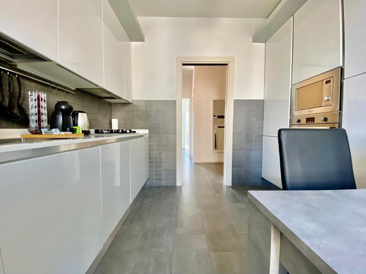 Future Apartments Bisceglie Milan Extérieur photo