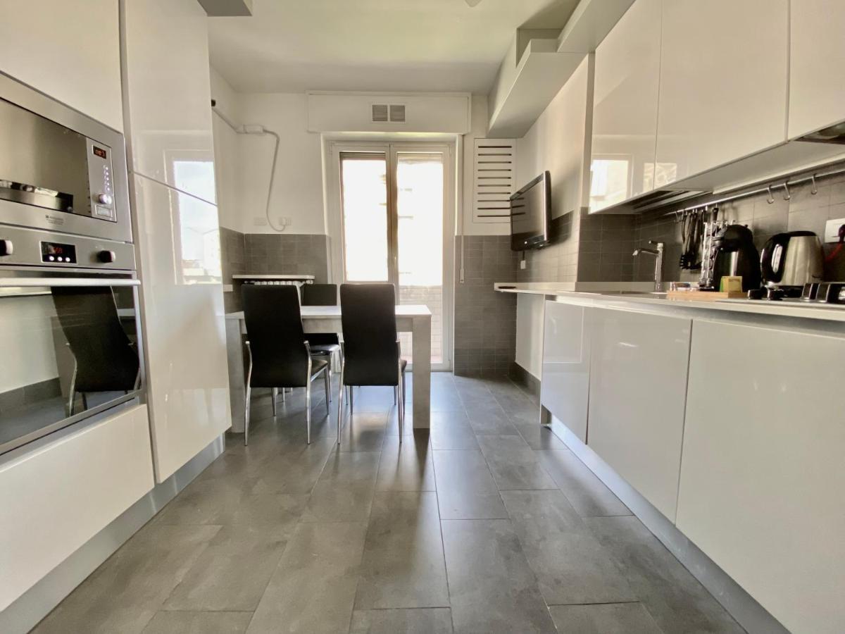 Future Apartments Bisceglie Milan Extérieur photo